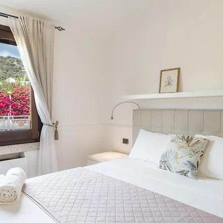 Oasi Colombina, Private Pool Вилла Is Molas