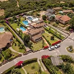 别墅 Lux Oasi Colombina, With Private Pool Southsardiniaholidays