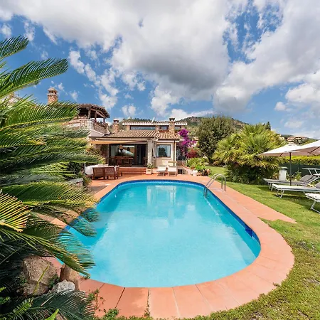 Lux Oasi Colombina, With Private Pool Southsardiniaholidays Is Molas