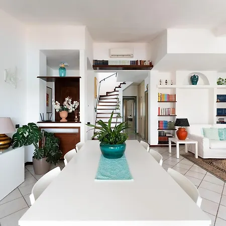 Oasi Colombina, Private Pool Is Molas