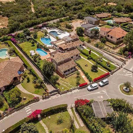 Villa Lux Oasi Colombina, With Private Pool Southsardiniaholidays