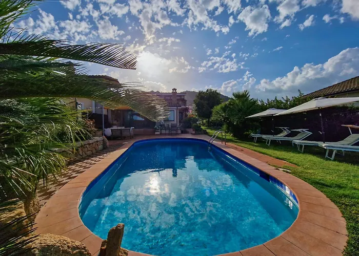 Lux Oasi Colombina, With Private Pool Southsardiniaholidays Is Molas
