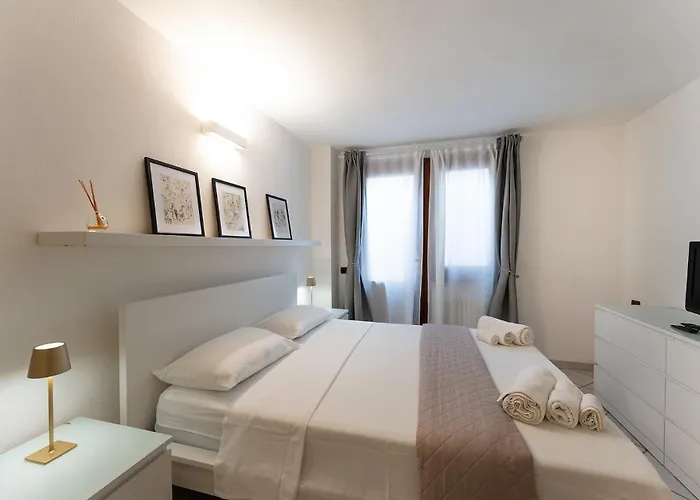 别墅 Lux Oasi Colombina, With Private Pool Southsardiniaholidays *