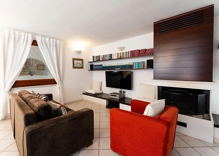 Lux Oasi Colombina, With Private Pool Southsardiniaholidays 别墅